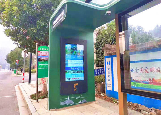 Chine Le grand Signage extérieur de Digital montre la résolution 1920*1080 pour la publicité d'arrêt d'autobus fournisseur
