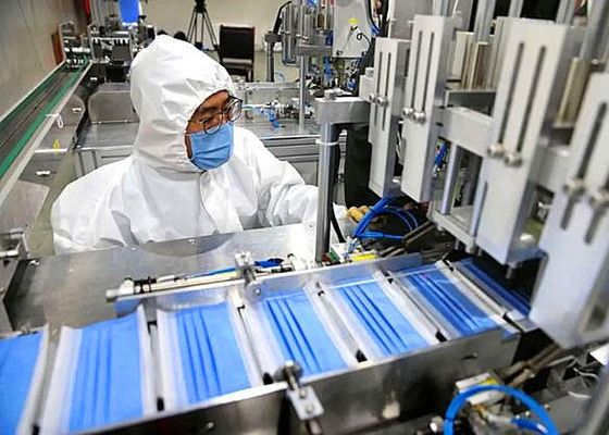 Chine Masque protecteur non tissé de tissu faisant l'économie d'énergie de grande vitesse de machine fournisseur
